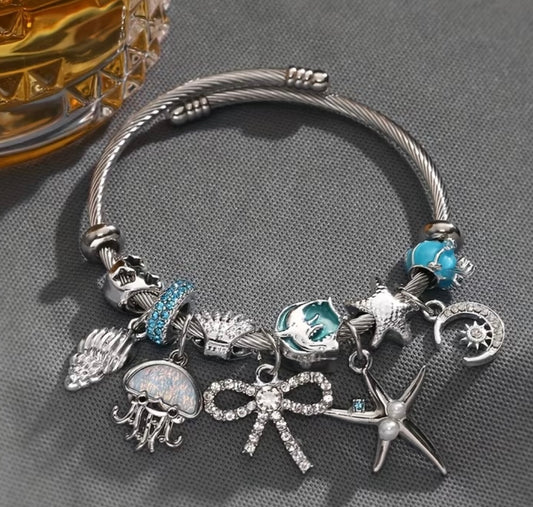 Bow Charm Bracelet